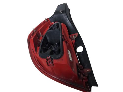 right-taillight-renault-clio-iii-br01-cr01-2005-2006-2007-2008-2009-2010-2011-2012-2013-2014-34342312 main image