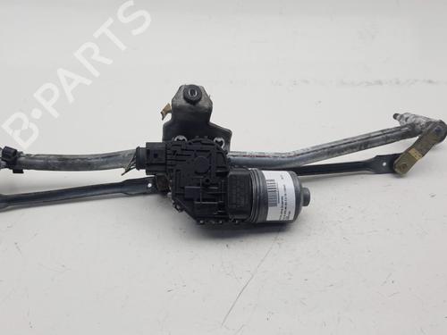 Essuie-glace moteur avant AUDI A4 B7 (8EC) 2.5 TDI (163 hp) 29533828