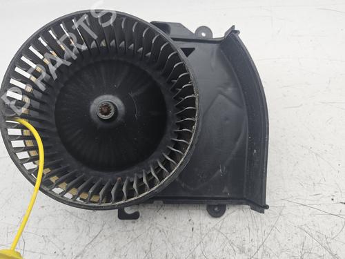 Used Heater blower motor PEUGEOT EXPERT Van (VF3A_, VF3U_, VF3X_) [2007-2025]  23452261