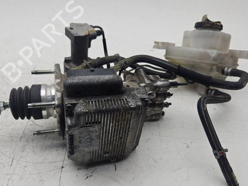 Used Servo brake TOYOTA AURIS (_E15_) 1.8 Hybrid (ZWE150_, ZWE150R) (136 hp) 27379530