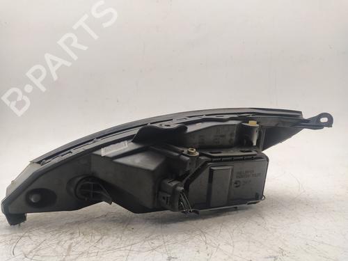 Right headlight FORD FOCUS I Turnier (DNW)  | BP21532614C29 