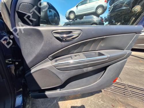 Used Front right panel Front right panel 37646788 37646788