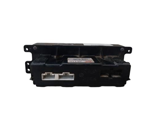 climate-control-kia-sorento-i-jc-2002-2003-2004-2005-2006-2007-2008-2009-2010-2011-36670367 main image