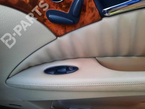 Used Right front window switch Right front window switch MERCEDES-BENZ E-CLASS (W211) E 280 4-matic (211.092) (231 hp) 8423878 8423878