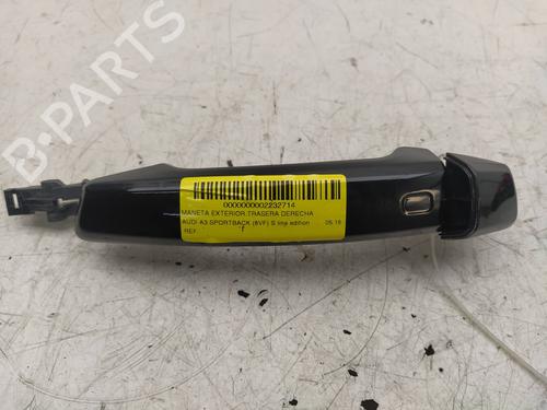 Used Rear right exterior door handle AUDI A3 Sportback (8VA, 8VF) [2012-2021]  12582456