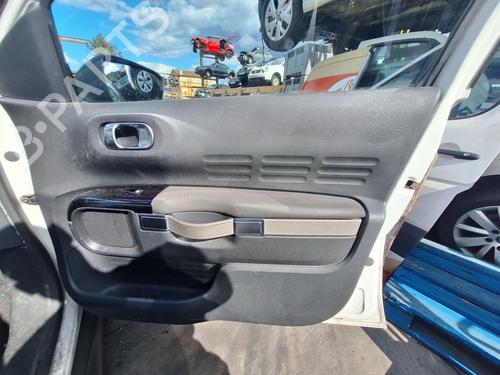Used Front right panel CITROËN C4 CACTUS 1.2 VTi 82 (82 hp) 28590583