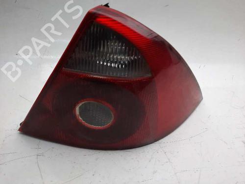 Used Right taillight FORD MONDEO III Saloon (B4Y) 2.0 16V TDDi / TDCi (115 hp) 6572719