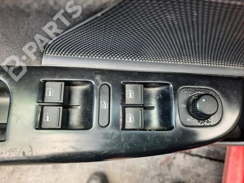 Used Left front window switch Left front window switch VW GOLF V (1K1) 1.4 TSI (170 hp) 9555757 9555757