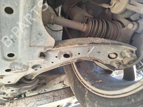 Used Left front suspension arm HONDA CR-V III (RE_) 2.2 i-DTEC 4WD (RE6) (150 hp) 26293309