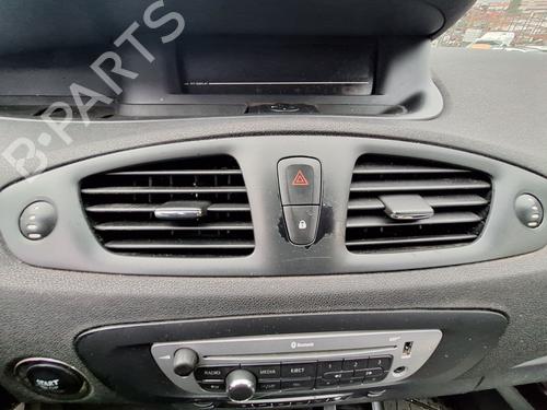 BP30328568I21 main image