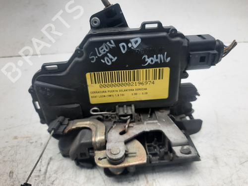 Høyre foran lås SEAT LEON (1M1) 1.9 TDI (110 hp) 12303049