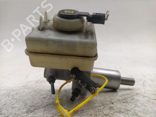 Used Brake master cylinder BMW 5 (E60) 520 i (170 hp) 20152393
