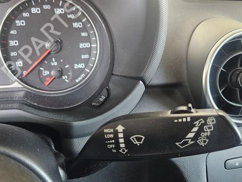 Used Switch AUDI A1 Sportback (8XA, 8XF) 1.2 TFSI (86 hp) 29311307