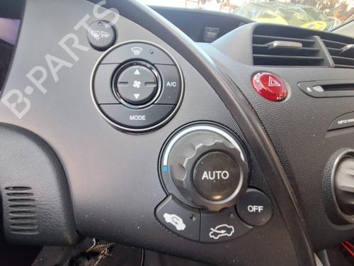 Airco bedieningspaneel Airco bedieningspaneel HONDA CIVIC VIII Hatchback (FN, FK) 1.8 (FN1, FK2) (140 hp) 39900481 39900481