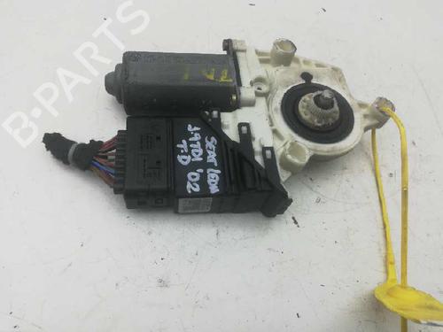 Used Right rear window motor SEAT LEON (1M1) 1.9 TDI (110 hp) 5327416