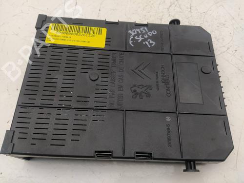 Used Fuse box FIAT SCUDO Bus (270_, 272_) 2.0 D Multijet (128 hp) 13702312