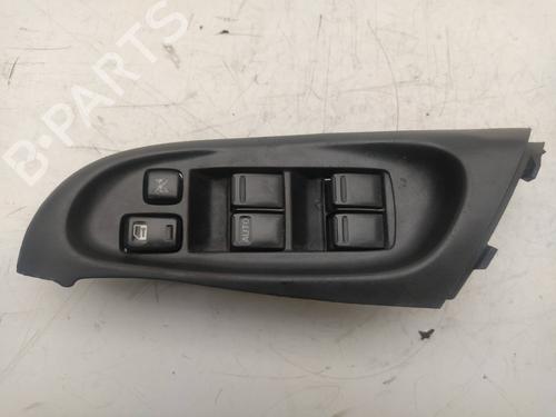 Used Left front window switch NISSAN ALMERA II (N16) 2.2 dCi (112 hp) 10554318