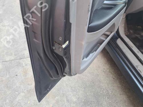 Venstre fortil lås MITSUBISHI GRANDIS (NA_W) 2.0 DI-D (NA8W) (136 hp) 7066880