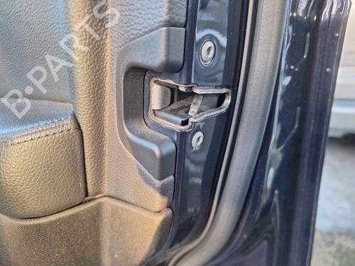 Used Front right lock MERCEDES-BENZ C-CLASS T-Model (S204) C 220 CDI (204.202) (170 hp) 21010321