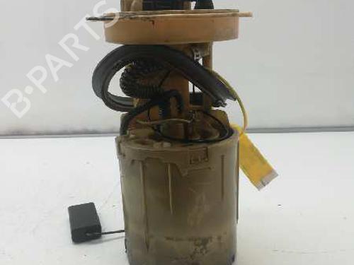Used Fuel pump VW GOLF V (1K1) [2003-2010]  5325611