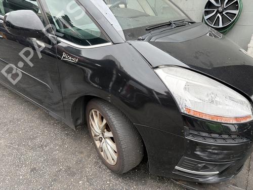 right-front-fenders-citroen-c4-picasso-i-mpv-ud_-2006-2007-2008-2009-2010-2011-2012-2013-2014-2015-37171145 main image