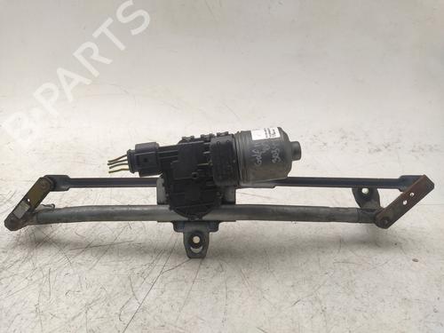 Used Front wiper motor VW GOLF IV (1J1) [1997-2008]  21681977