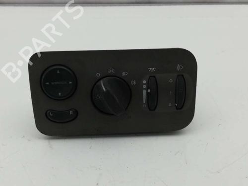 Used Headlight switch CHRYSLER VOYAGER IV (RG, RS) 2.4 (147 hp) 4467986
