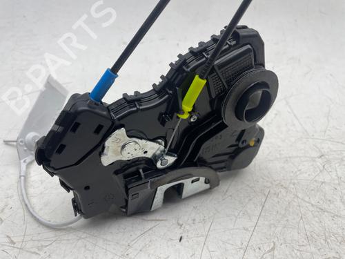 Front right lock TOYOTA AURIS (_E18_)  | BP24821365C97 