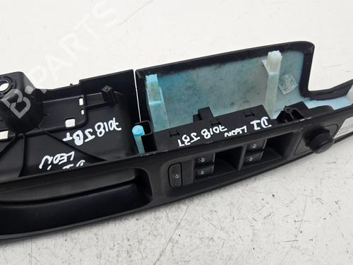 Left front window switch SEAT LEON (5F1) | BP28376371I27