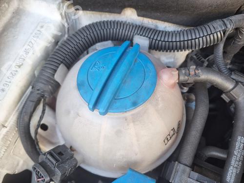 Used Expansion tank SEAT ALTEA XL (5P5, 5P8) [2006-2015]  27379467