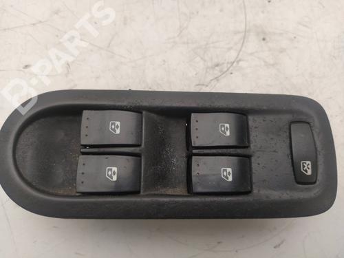 Used Left front window switch Left front window switch RENAULT SCÉNIC II (JM0/1_) 1.9 dCi (JM14) (131 hp) 10555774 10555774