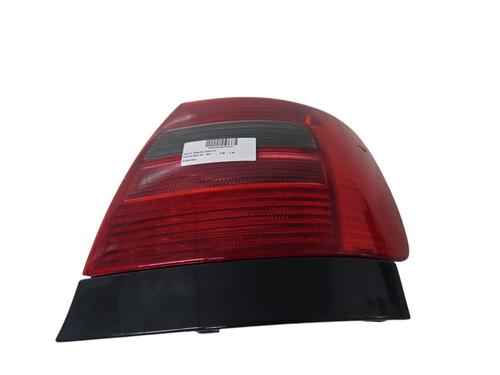 Used Right taillight Right taillight AUDI A4 B5 (8D2) [1994-2001] 33982905 33982905