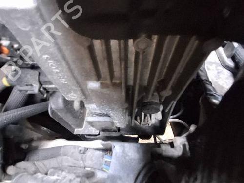 engine-control-unit-ecu-citroen-jumpy-iii-van-v_-2016-39900416 main image