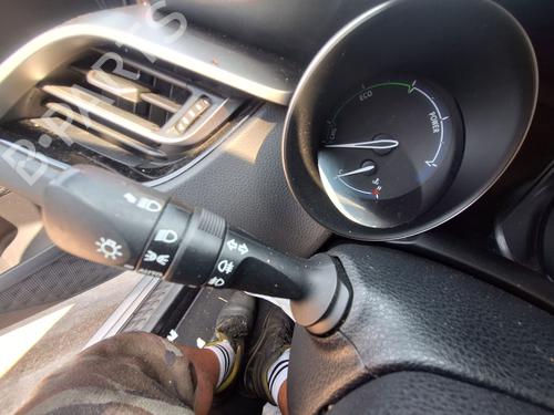 Switch TOYOTA C-HR (_X1_) 1.8 Hybrid (ZYX10_, ZYX11_, ZYX10R, ZYX11R) | BP37995305I30 - Image 3