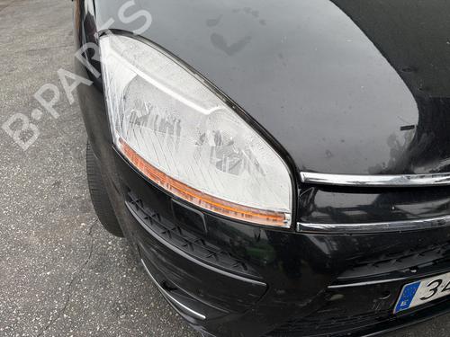 Used Right headlight Right headlight 37171148 37171148