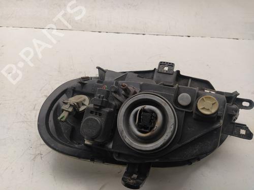 Right headlight CITROËN SAXO (S0, S1) 1.5 D | BP11281515C29 