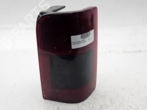 Right taillight PEUGEOT PARTNER Box Body/MPV (5_, G_) 1.9 D | BP31670822C35