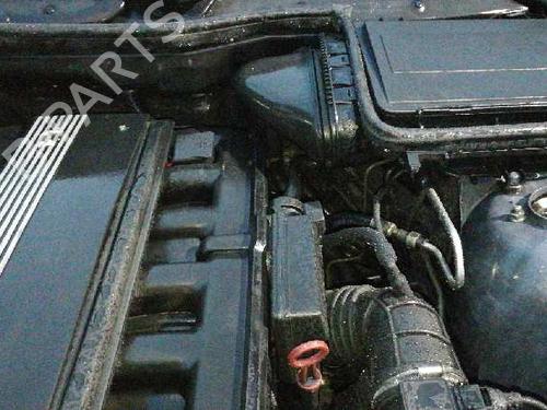 Used Brake master cylinder BMW 5 Touring (E39) 520 i (170 hp) 2233216