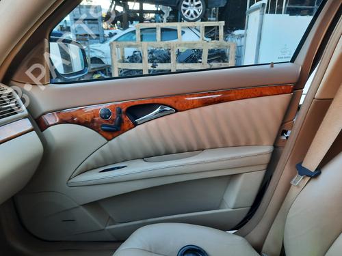 Used Right front door MERCEDES-BENZ E-CLASS (W211) E 280 4-matic (211.092) (231 hp) 8423858