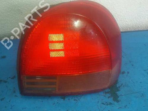 Used Right taillight HYUNDAI SONATA IV (EF) 2.0 16V (136 hp) 244037