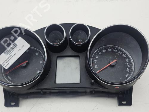 Used Instrument cluster OPEL INSIGNIA A (G09) 2.0 CDTI (68) (131 hp) 25132201