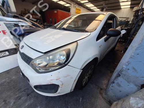 Left front steering knuckle KIA RIO III (UB) 1.25 CVVT | BP39185400M25 - Image 6