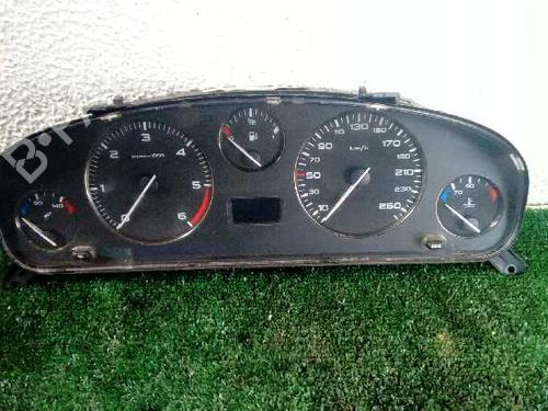 Used Instrument cluster PEUGEOT 406 Coupe (8C) 2.2 HDI (133 hp) 842903