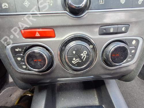 Used Climate control Climate control 38169904 38169904
