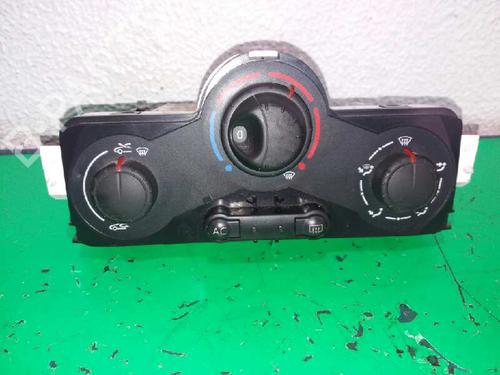 Used Climate control RENAULT MEGANE II (BM0/1_, CM0/1_) 1.5 dCi (BM1E, CM1E) (106 hp) 357779