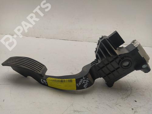 pedal-opel-corsa-e-x15-14-lpg-08-68-13305804-2014-10568359 main image