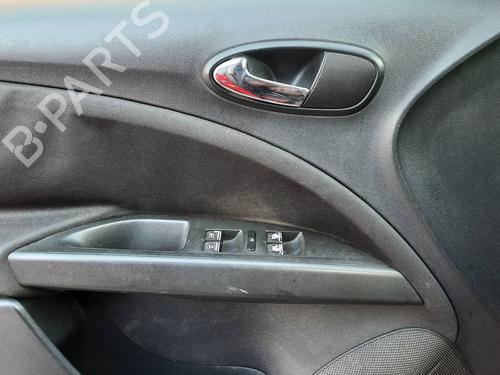 Used Left front window switch SEAT ALTEA (5P1) [2004-2015]  8265873