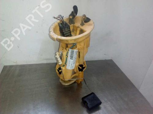 Used Fuel pump BMW 3 Touring (E46) 320 d (136 hp) 575872