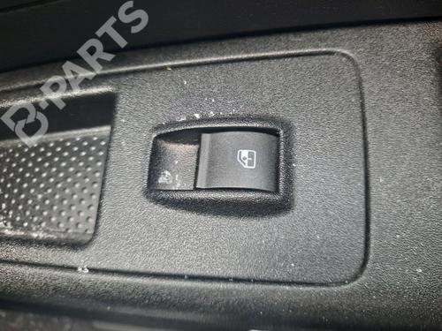 Used Right front window switch Right front window switch FIAT GRANDE PUNTO (199_) 1.3 D Multijet (75 hp) 10381372 10381372