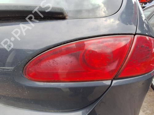right-tailgate-light-seat-leon-1p1-2005-2006-2007-2008-2009-2010-2011-2012-2013-34718554 main image